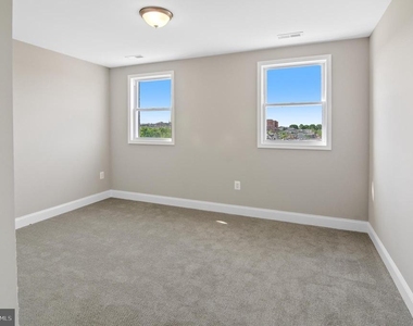 3022 E Fayette Street - Photo Thumbnail 16
