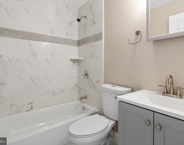 3022 E Fayette Street - Photo Thumbnail 9