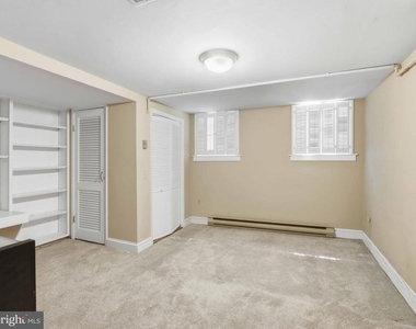 1435 Bolton Street - Photo Thumbnail 11