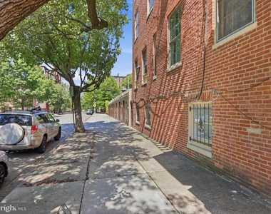 1435 Bolton Street - Photo Thumbnail 16
