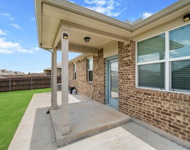 501 Dubina Ave - Photo Thumbnail 24