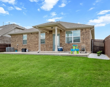 501 Dubina Ave - Photo Thumbnail 23