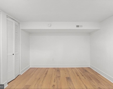 1019 President Street - Photo Thumbnail 22