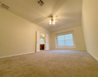 3110 Aquila Ct - Photo Thumbnail 10