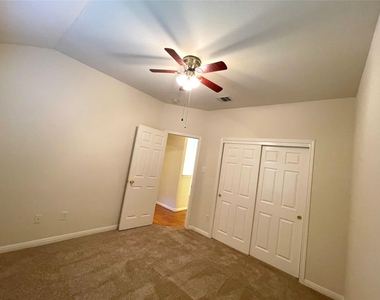 3110 Aquila Ct - Photo Thumbnail 15