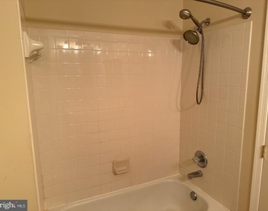 1959 Camelia Court - Photo Thumbnail 23