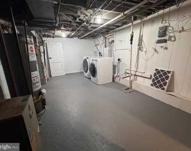 222 Townsend Avenue - Photo Thumbnail 18