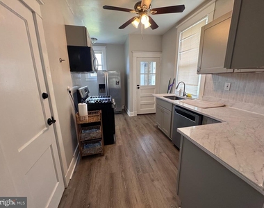 222 Townsend Avenue - Photo Thumbnail 6