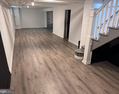 222 Townsend Avenue - Photo Thumbnail 13