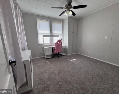 222 Townsend Avenue - Photo Thumbnail 9