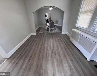 222 Townsend Avenue - Photo Thumbnail 3