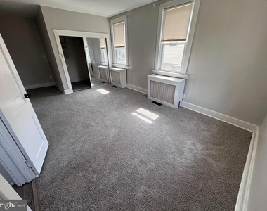 222 Townsend Avenue - Photo Thumbnail 10