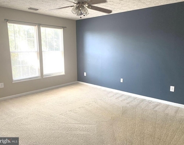 7931 Carriage Drive - Photo Thumbnail 20