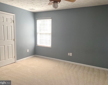 7931 Carriage Drive - Photo Thumbnail 27