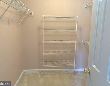 7931 Carriage Drive - Photo Thumbnail 22