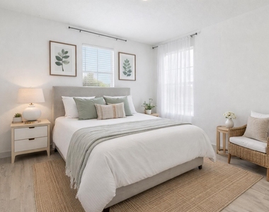 220 Merrick Rd - Photo Thumbnail 14