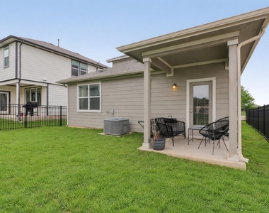220 Merrick Rd - Photo Thumbnail 15