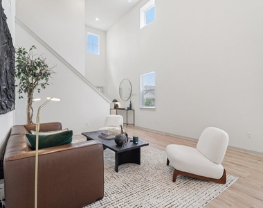 220 Merrick Rd - Photo Thumbnail 3