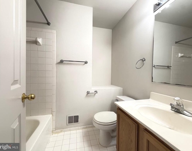 188 Pinecove Avenue - Photo Thumbnail 11