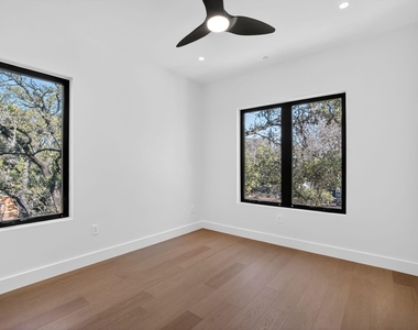 434 Brady Ln - Photo Thumbnail 26