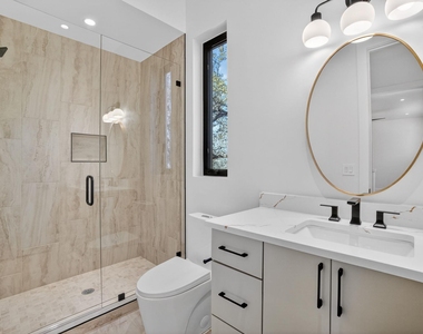 434 Brady Ln - Photo Thumbnail 21