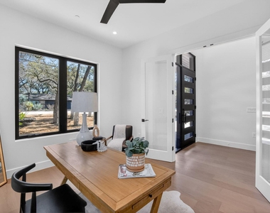 434 Brady Ln - Photo Thumbnail 20