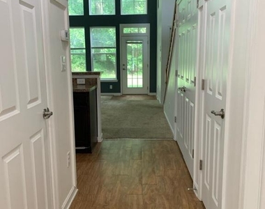 32041 Woods Court - Photo Thumbnail 6