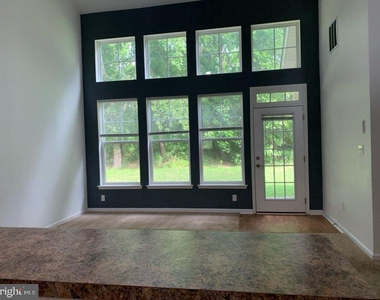 32041 Woods Court - Photo Thumbnail 12