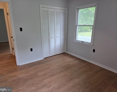 1378 Woodlytown Road - Photo Thumbnail 8