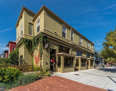 2339 3rd Street Ne - Photo Thumbnail 43