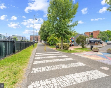 2339 3rd Street Ne - Photo Thumbnail 38