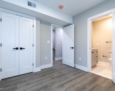 1321 Shepherd Street Nw - Photo Thumbnail 13