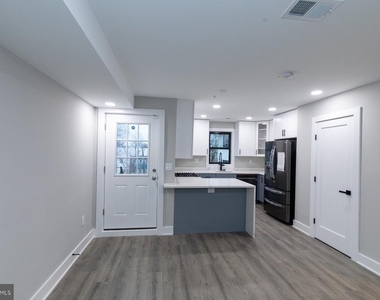 1321 Shepherd Street Nw - Photo Thumbnail 6
