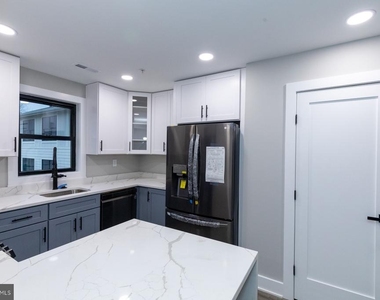 1321 Shepherd Street Nw - Photo Thumbnail 4