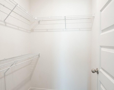 4653 Alfano Loop - Photo Thumbnail 27