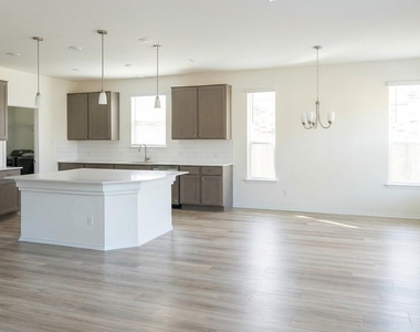 4653 Alfano Loop - Photo Thumbnail 7