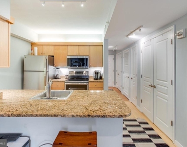 631 D Street Nw - Photo Thumbnail 18