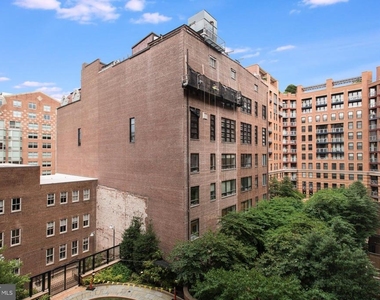 631 D Street Nw - Photo Thumbnail 20