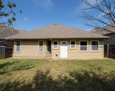9509 Sydney Marilyn Ln - Photo Thumbnail 24