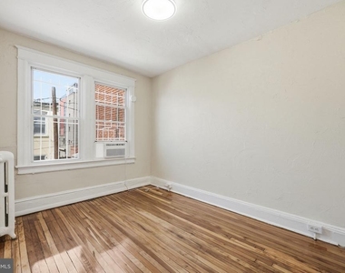 711 Harvard Street Nw - Photo Thumbnail 12
