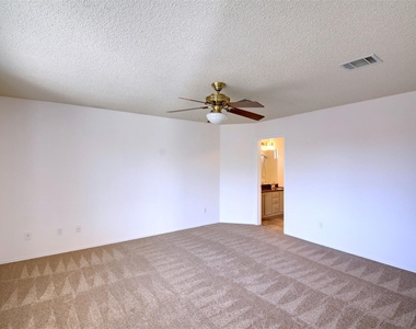 8800 Peppergrass Cv - Photo Thumbnail 25