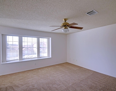8800 Peppergrass Cv - Photo Thumbnail 28