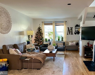 439 15th Street Ne - Photo Thumbnail 4