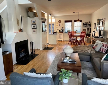 439 15th Street Ne - Photo Thumbnail 3