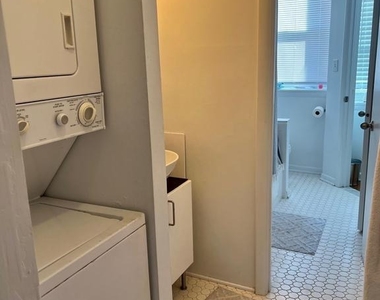 439 15th Street Ne - Photo Thumbnail 12