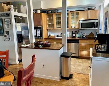 439 15th Street Ne - Photo Thumbnail 7
