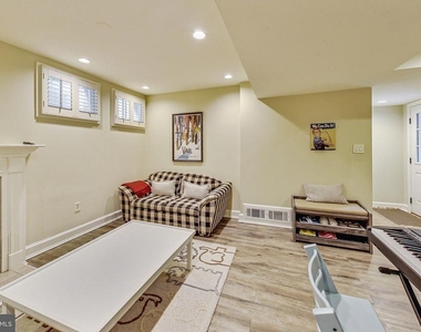 4831 Calvert Street Nw - Photo Thumbnail 33