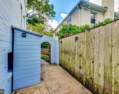 4831 Calvert Street Nw - Photo Thumbnail 40