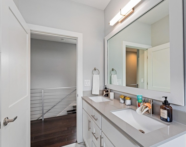 7600 Carver Ave - Photo Thumbnail 29