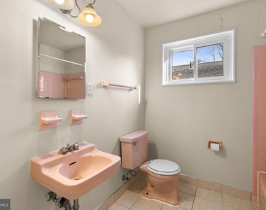3638 Alton Place Nw - Photo Thumbnail 20